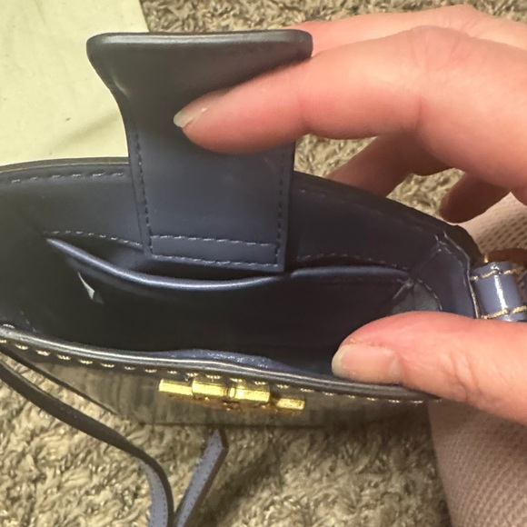 Tory Burch Blue Crossbody Bag with Gold Logo - Picture 5 of 5